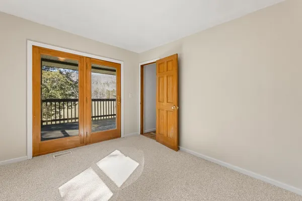 $375,000 | 18433 Wade Hill Road, Patriot, IN 47038