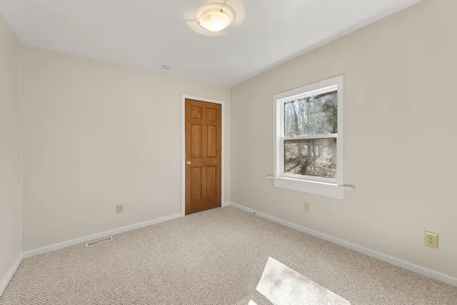 $394,900 | 18433 Wade Hill Road, Patriot, IN 47038