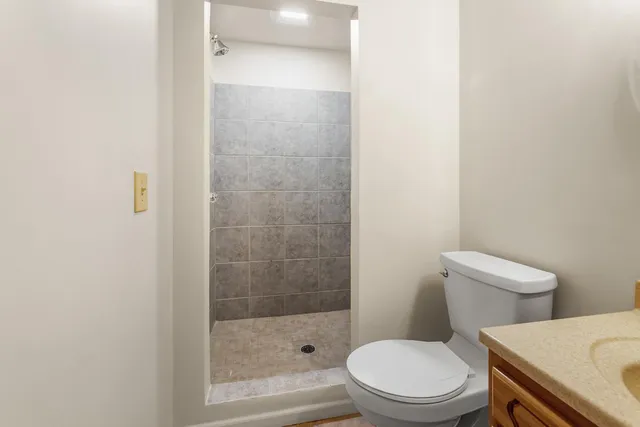 $394,900 | 18433 Wade Hill Road, Patriot, IN 47038