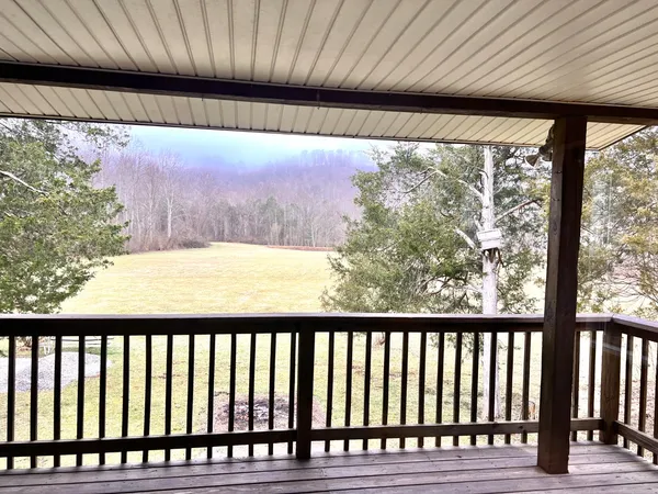 $375,000 | 18433 Wade Hill Road, Patriot, IN 47038