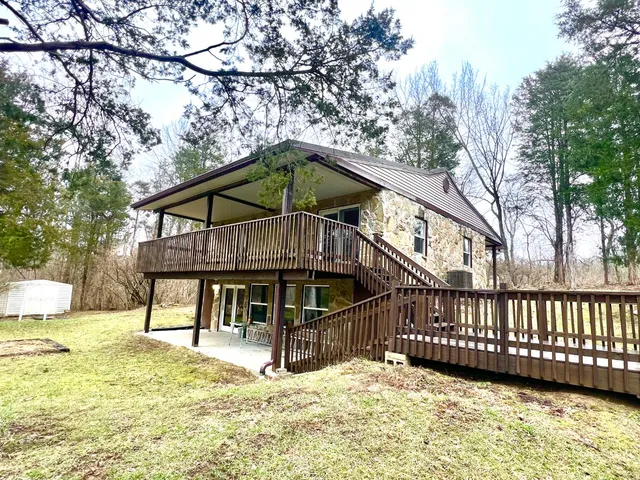 $394,900 | 18433 Wade Hill Road, Patriot, IN 47038