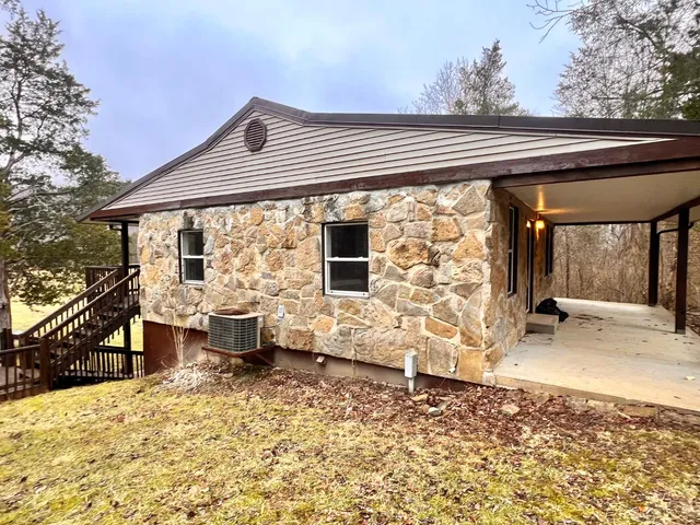 $394,900 | 18433 Wade Hill Road, Patriot, IN 47038