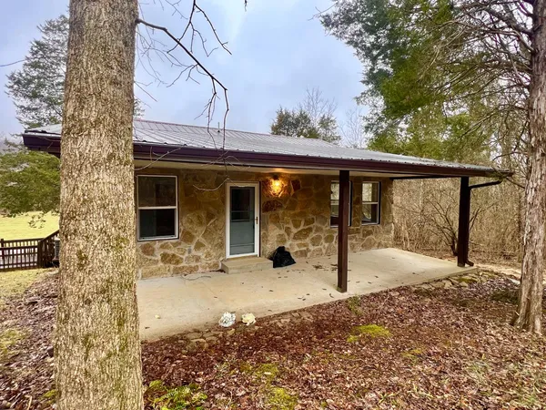 $375,000 | 18433 Wade Hill Road, Patriot, IN 47038