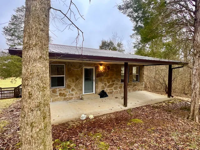 $394,900 | 18433 Wade Hill Road, Patriot, IN 47038