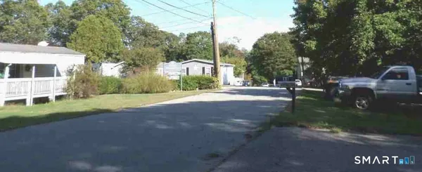 $178,100 | 5 Blumenthal Drive, Montville, CT 06382