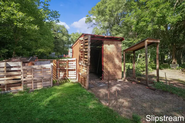 $129,900 | 11406 3rd Street, Riverdale, MI 48877