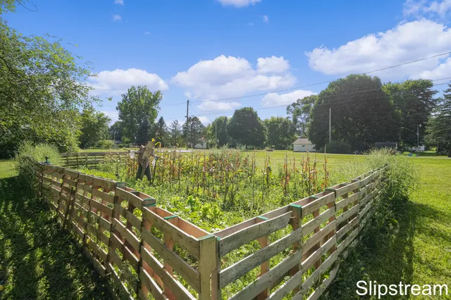 $129,900 | 11406 3rd Street, Riverdale, MI 48877