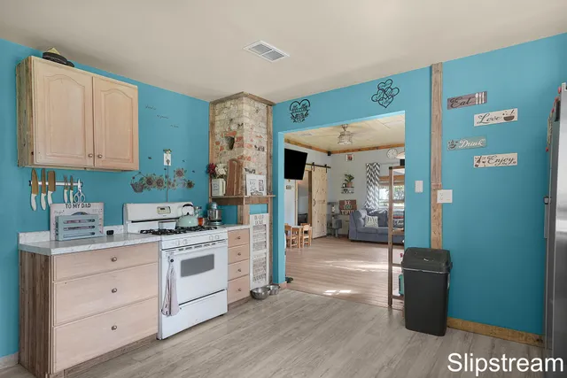 $129,900 | 11406 3rd Street, Riverdale, MI 48877