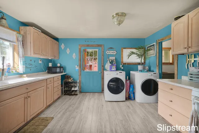 $129,900 | 11406 3rd Street, Riverdale, MI 48877