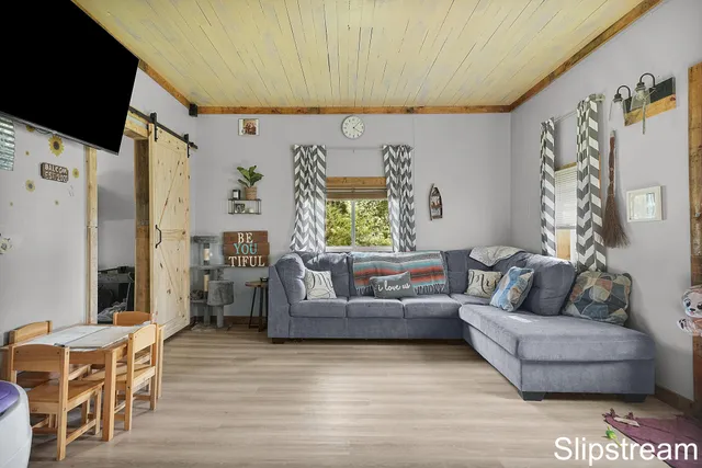 $129,900 | 11406 3rd Street, Riverdale, MI 48877