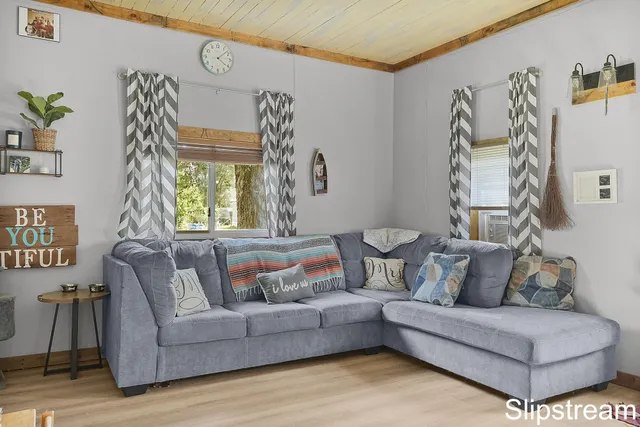 $129,900 | 11406 3rd Street, Riverdale, MI 48877