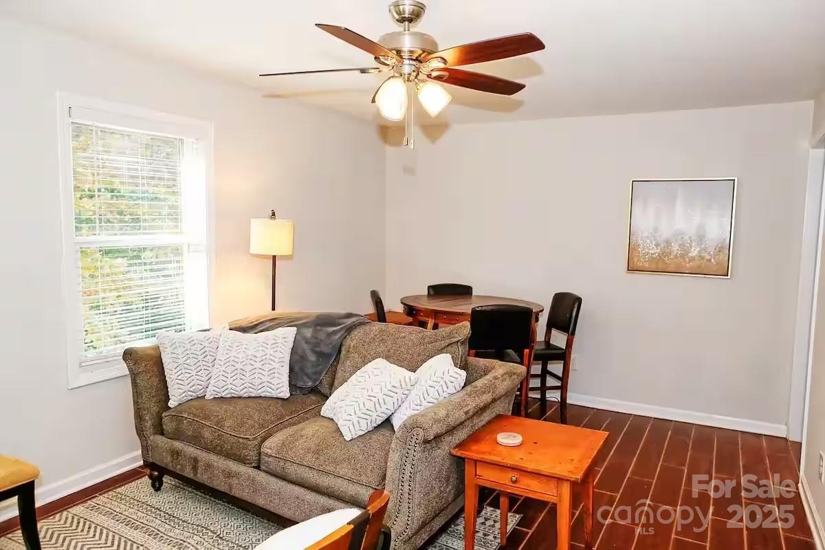 602 Childs Street Lincolnton, NC 28092 - Photo 4 of 15