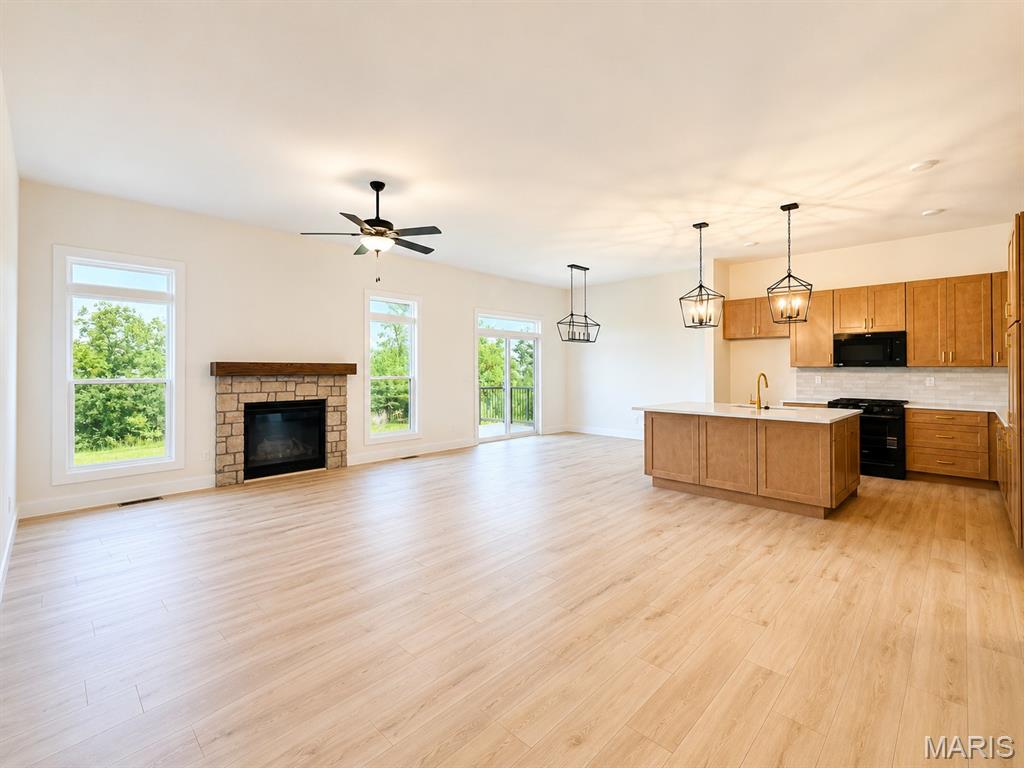 2409 Fiddlers Close Road, Unit 111 STB INVENTORY READY Washington, MO 63090 - Photo 4 of 11