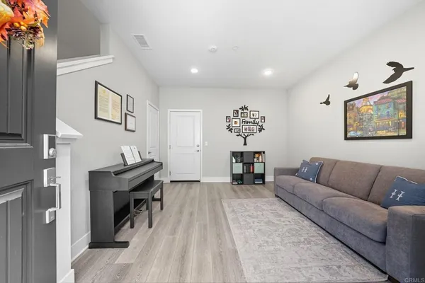 $699,000 | 172 Diamante Road, San Marcos, CA 92078