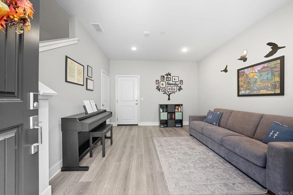 172 Diamante Road San Marcos, CA 92078 - Photo 14 of 37