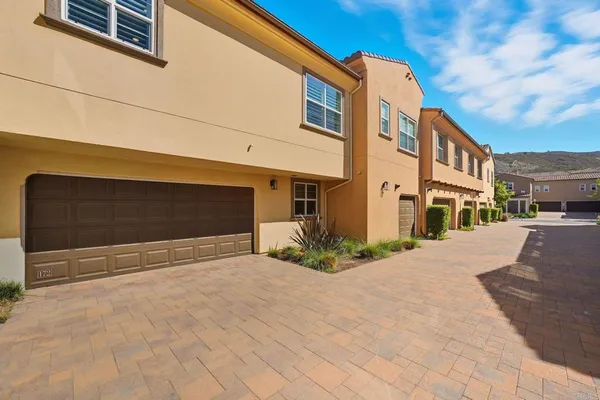 $699,000 | 172 Diamante Road, San Marcos, CA 92078