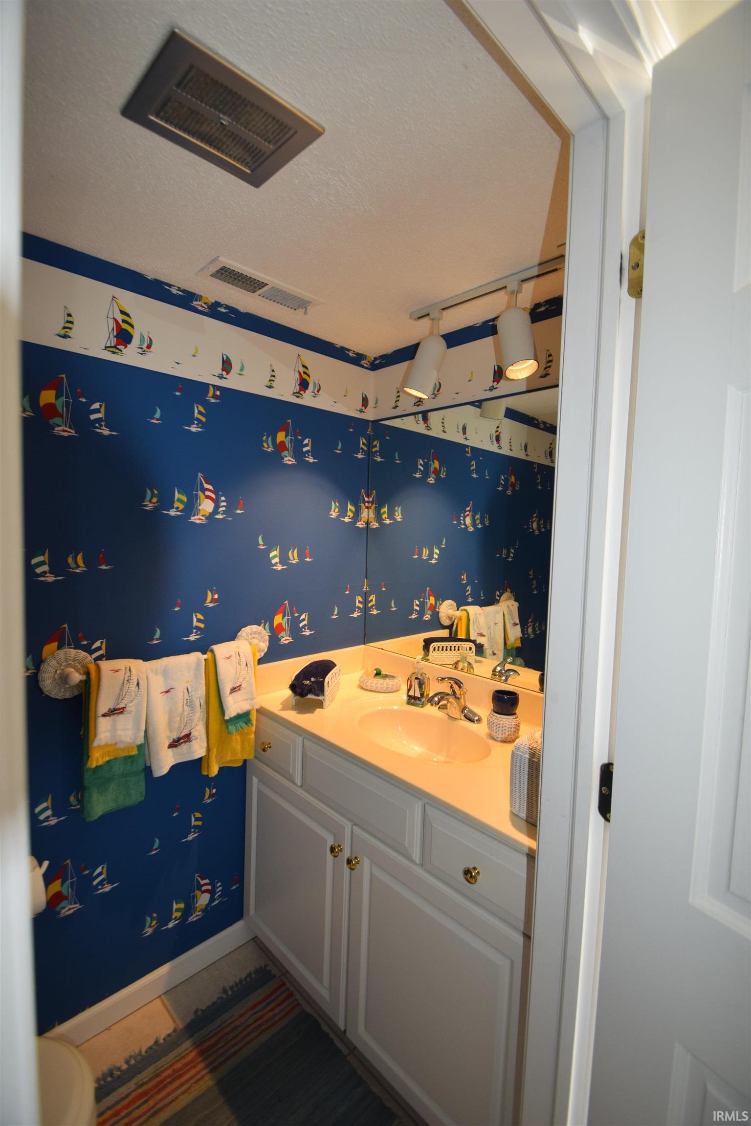 10075 North Turkey Creek Road, Unit 39 Syracuse, IN 46567 - Photo 11 of 29