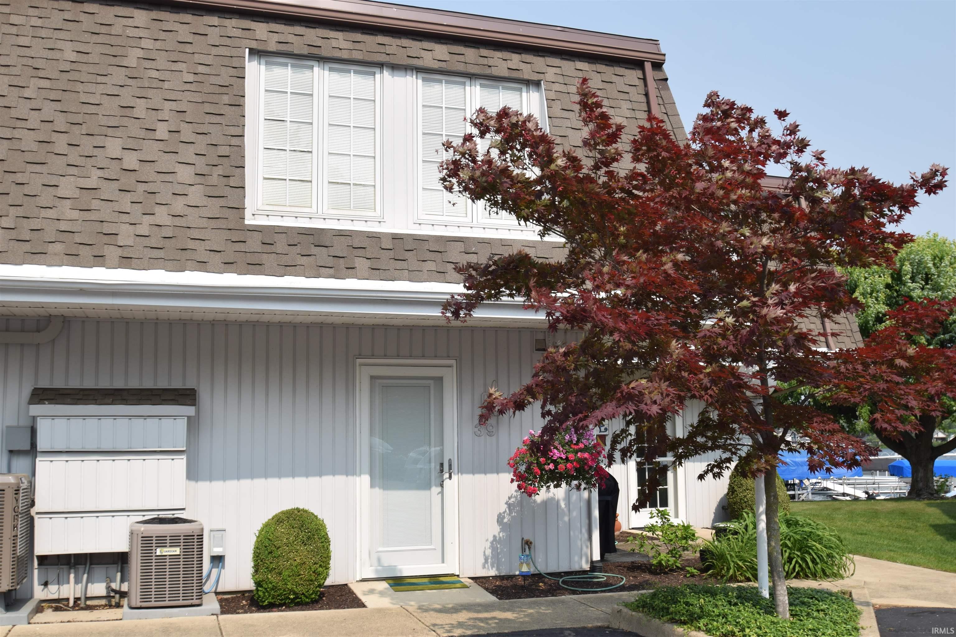 10075 North Turkey Creek Road, Unit 39 Syracuse, IN 46567 - Photo 2 of 29