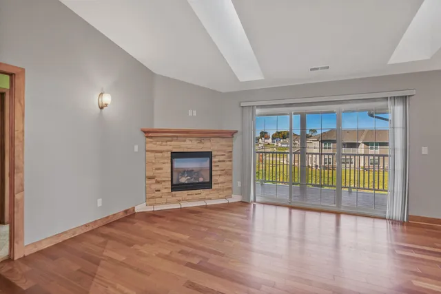 $339,900 | 1632 Grey Fox Trail, Unit 22, Mukwonago, WI 53149