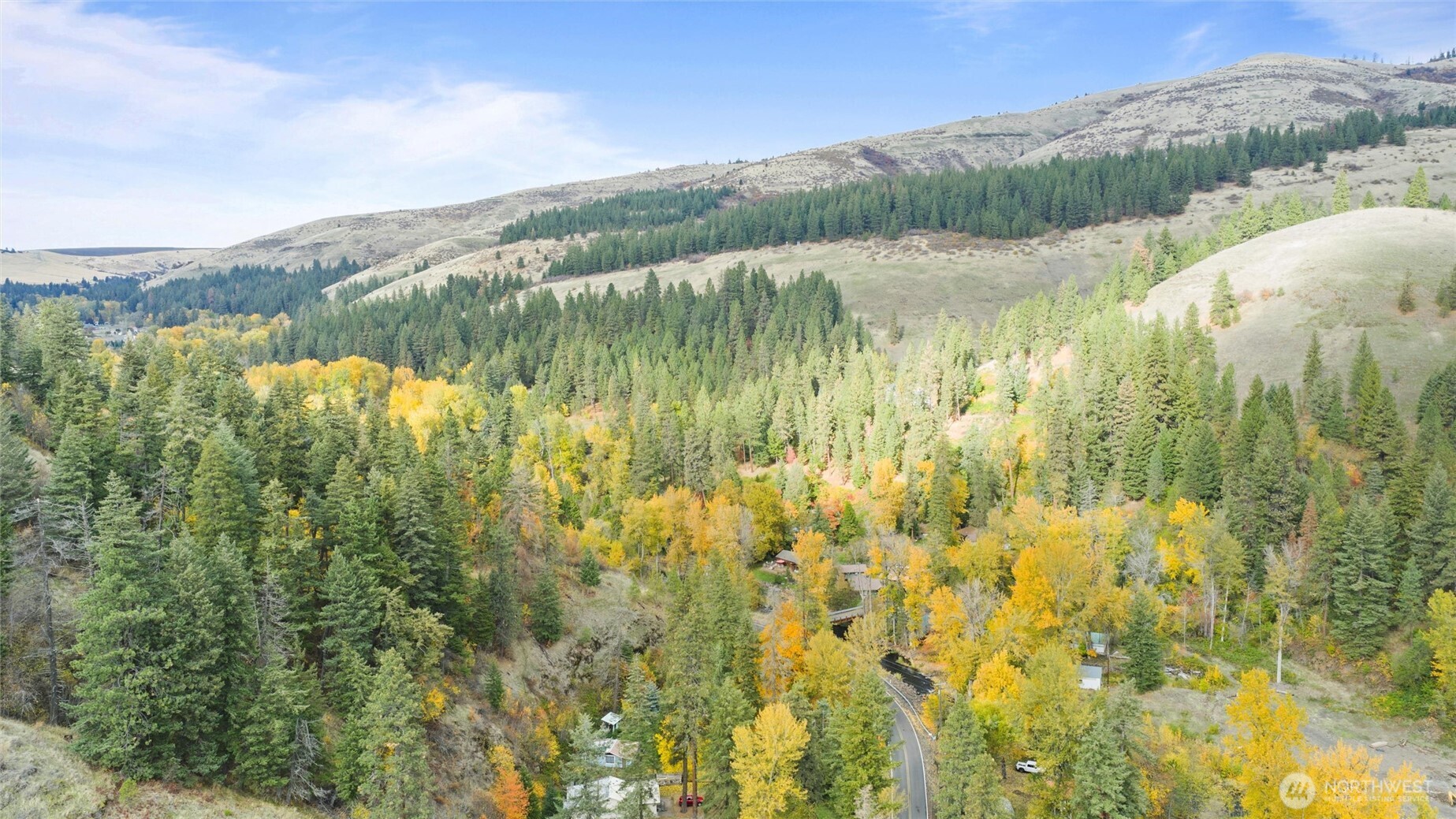 10246 Mill Creek Road Walla Walla, WA 99362 - Photo 30 of 31 a view of lake and mountain