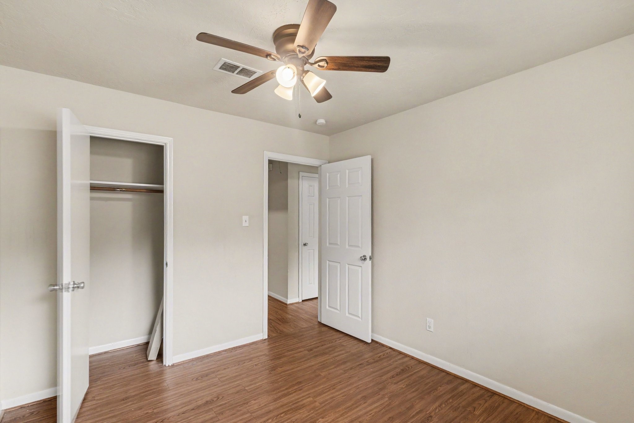 21902 Meadowhill Drive Spring, TX 77389 - Photo 11 of 28 Gallery Image 11