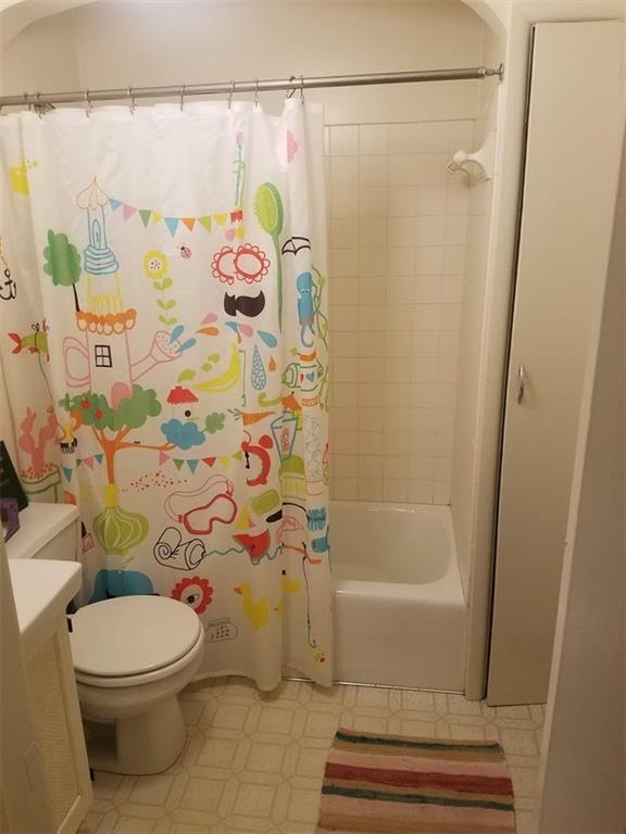 3235 Parkview Avenue Pittsburgh, PA 15213 - Photo 17 of 21 a bathroom with a toilet and shower