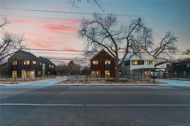 $4,200 | 921 Tillery Street, Unit B, Austin, TX 78702