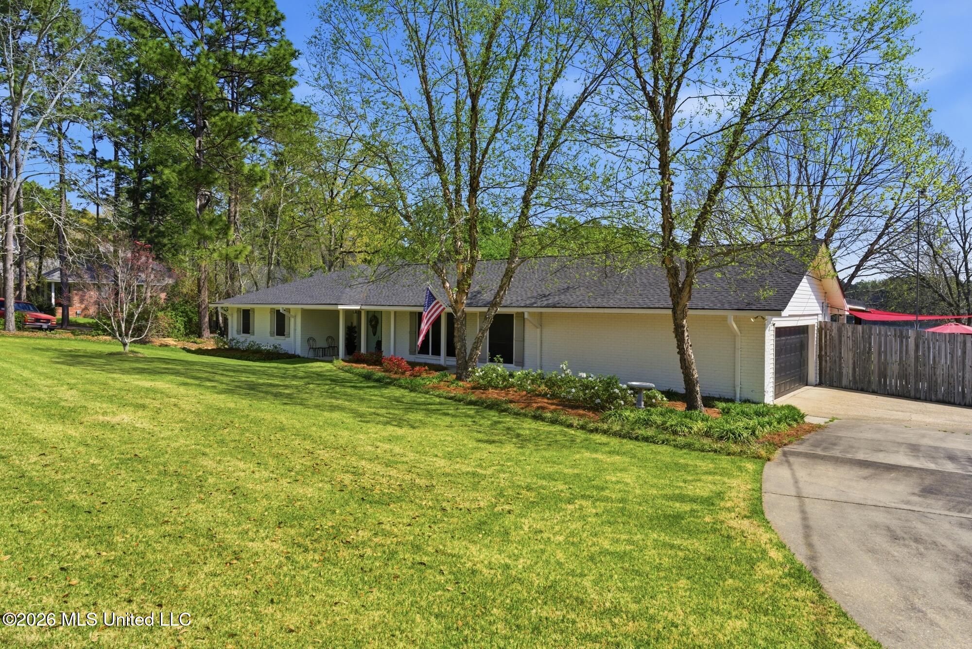 376 West Lake Road Hattiesburg, MS 39402 - Photo 4 of 74 4_dsc02026