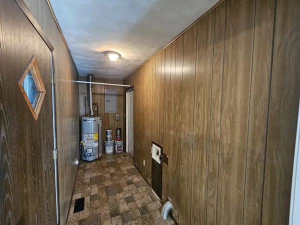 $154,500 | 14927 East Clearview Road, Mount Vernon, IL 62864