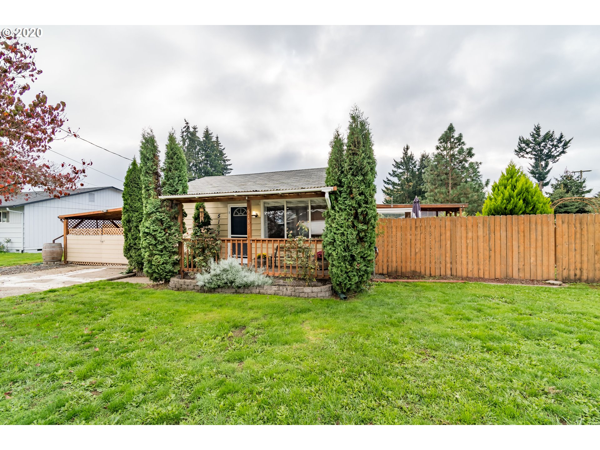 5133 F Street Springfield, OR 97478 - Photo 2 of 32