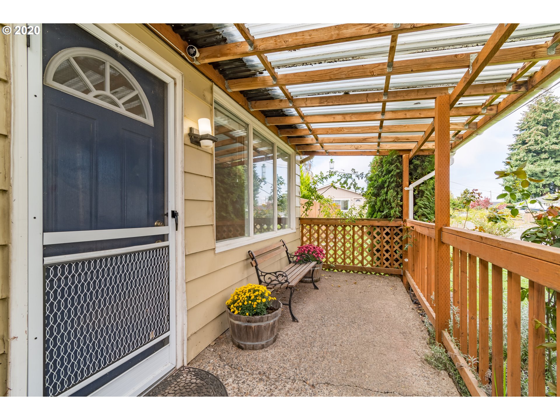 5133 F Street Springfield, OR 97478 - Photo 4 of 32