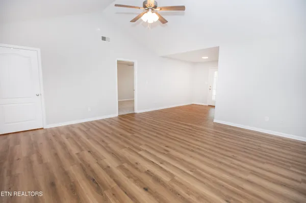 $319,900 | 7628 Wren Garden Way, Powell, TN 37849