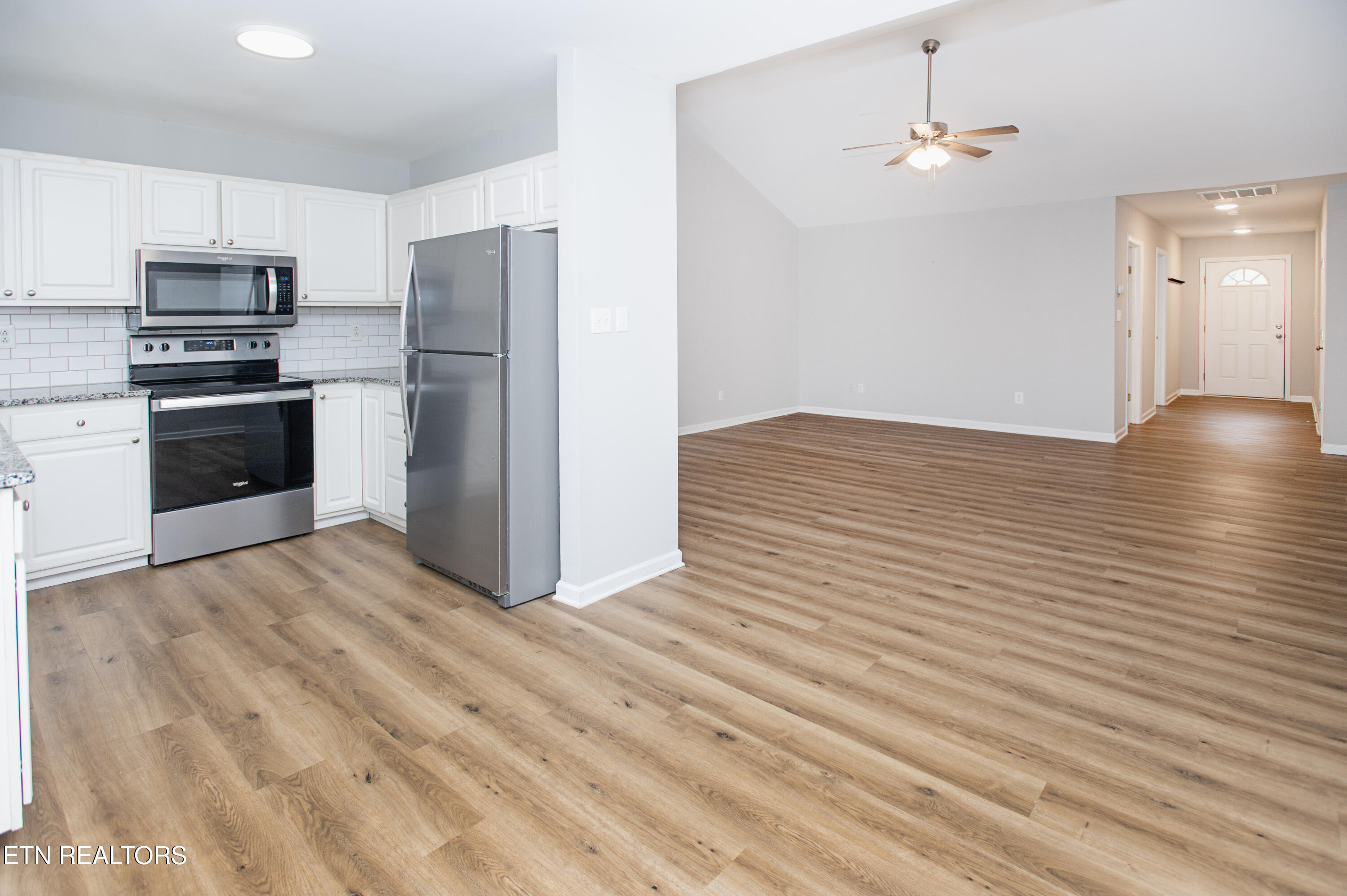 7628 Wren Garden Way Powell, TN 37849 - Photo 15 of 24 Kitchen