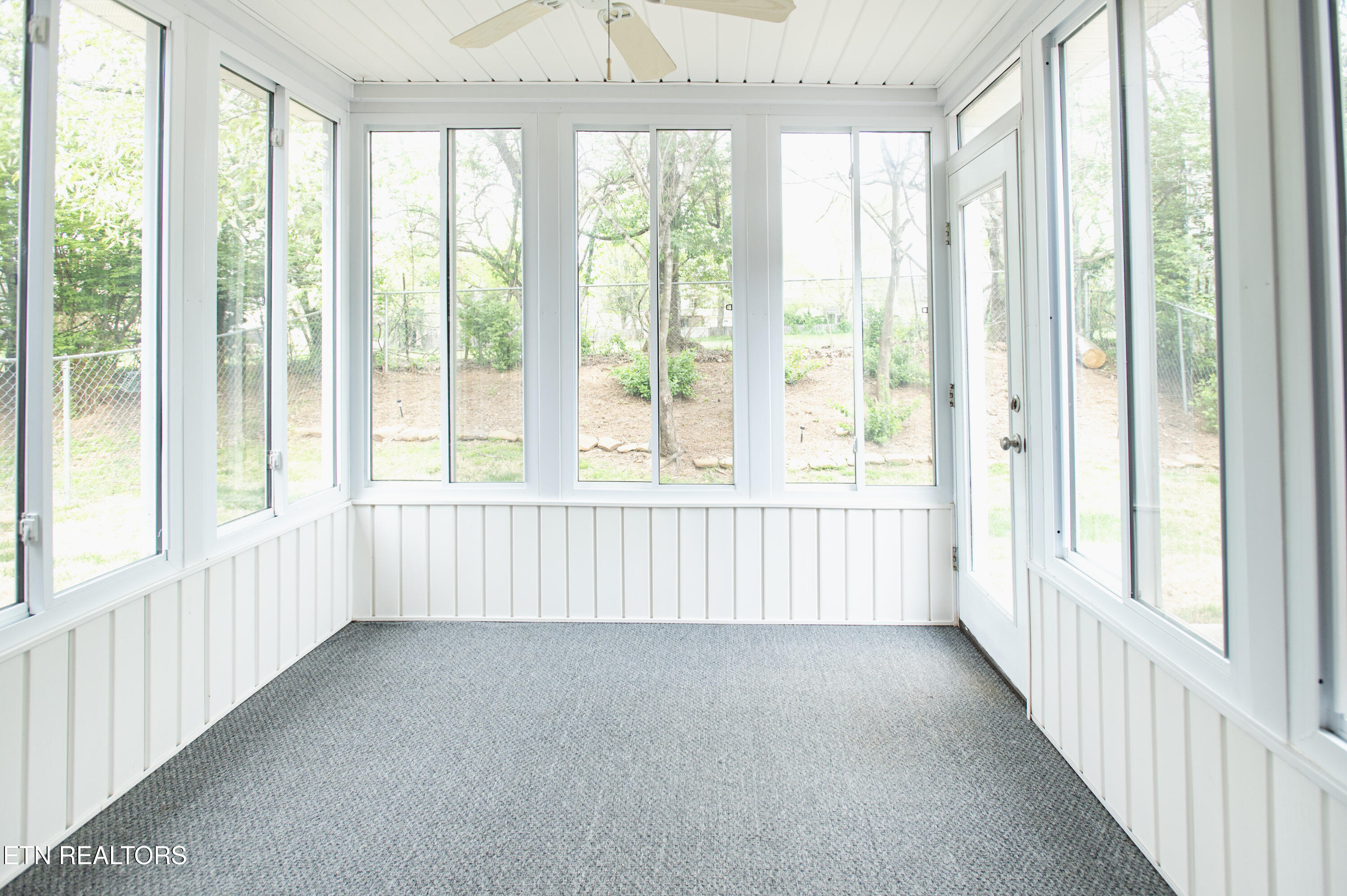 7628 Wren Garden Way Powell, TN 37849 - Photo 16 of 24 Sunroom
