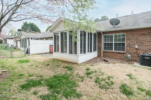 $319,900 | 7628 Wren Garden Way, Powell, TN 37849