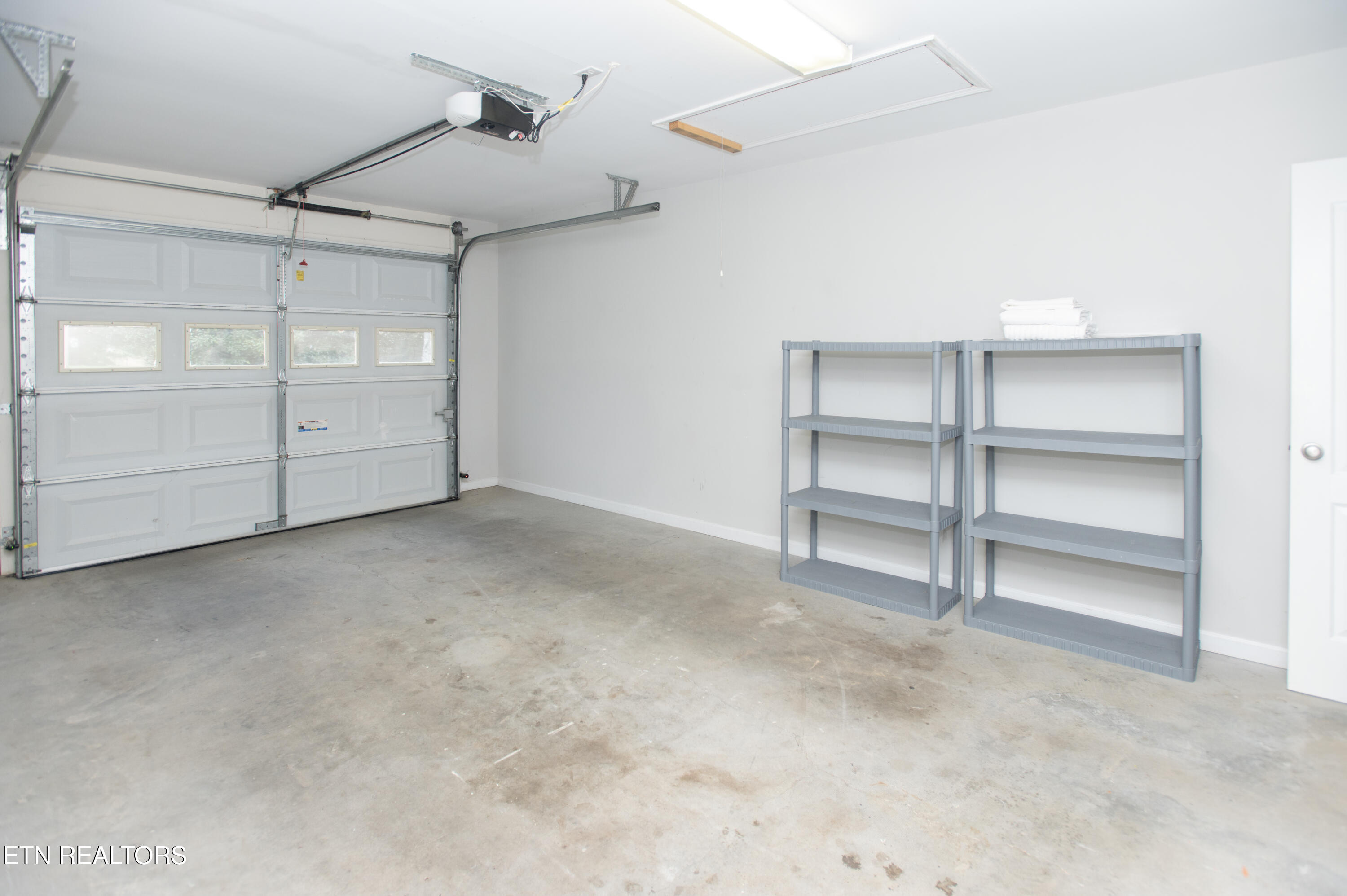 7628 Wren Garden Way Powell, TN 37849 - Photo 24 of 24 Garage