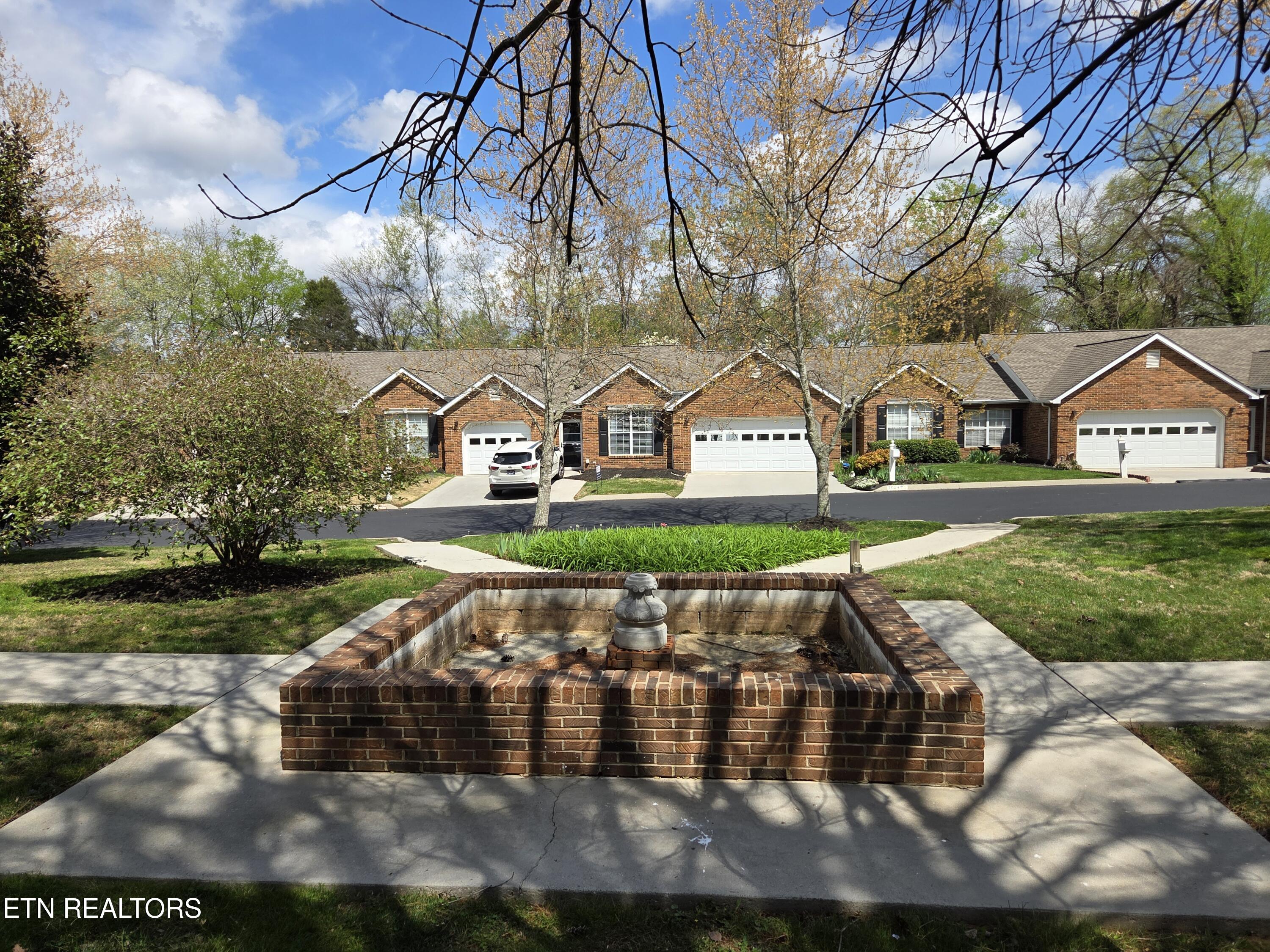 7628 Wren Garden Way Powell, TN 37849 - Photo 3 of 24 Park
