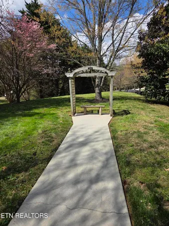 $319,900 | 7628 Wren Garden Way, Powell, TN 37849