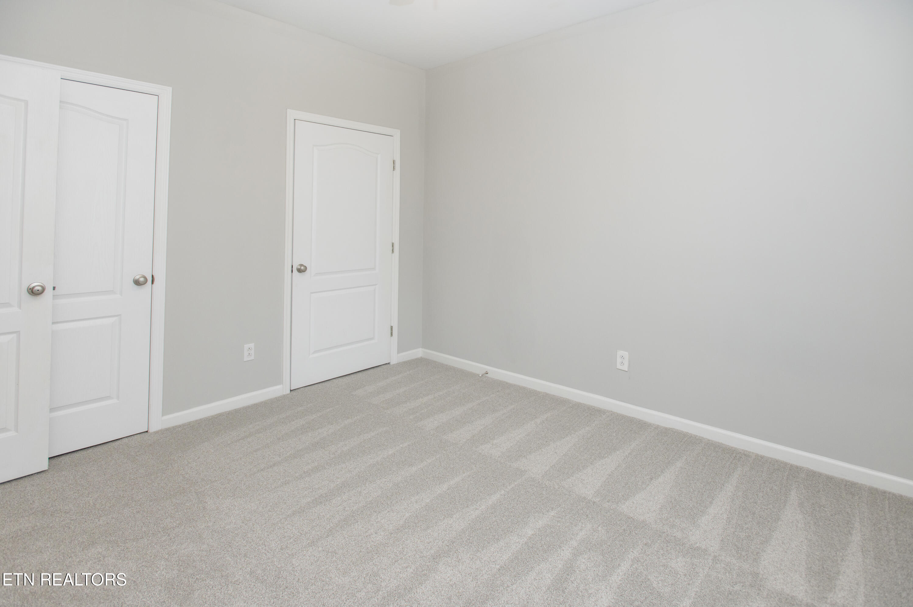 7628 Wren Garden Way Powell, TN 37849 - Photo 8 of 24 Guest Room