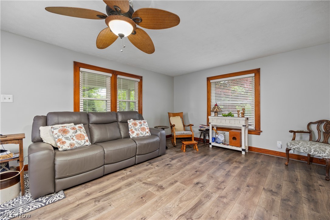 2462 Myersville Road Uniontown, OH 44685 - Photo 7 of 43