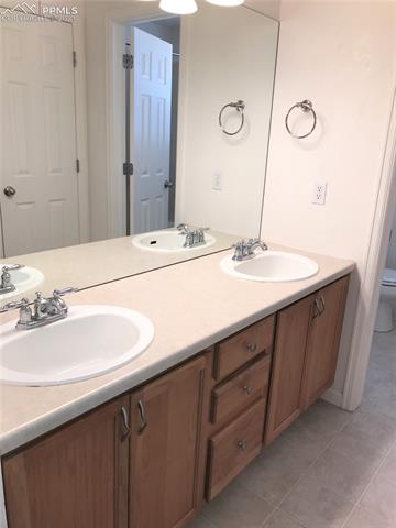 4160 Diamond Ridge View Colorado Springs, CO 80918 - Photo 16 of 26 Master Bath w/ DBL Vanity