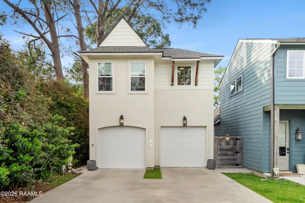 $398,500 | 325 Bacque Crescent Drive, Unit A, Lafayette, LA 70503