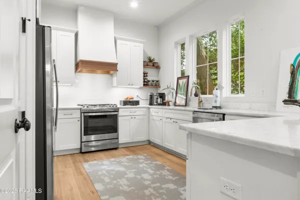 $398,500 | 325 Bacque Crescent Drive, Unit A, Lafayette, LA 70503