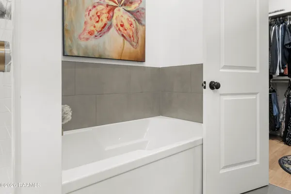 $398,500 | 325 Bacque Crescent Drive, Unit A, Lafayette, LA 70503