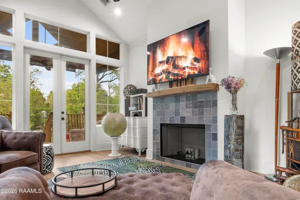 $398,500 | 325 Bacque Crescent Drive, Unit A, Lafayette, LA 70503