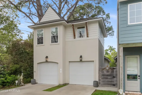 $398,500 | 325 Bacque Crescent Drive, Unit A, Lafayette, LA 70503