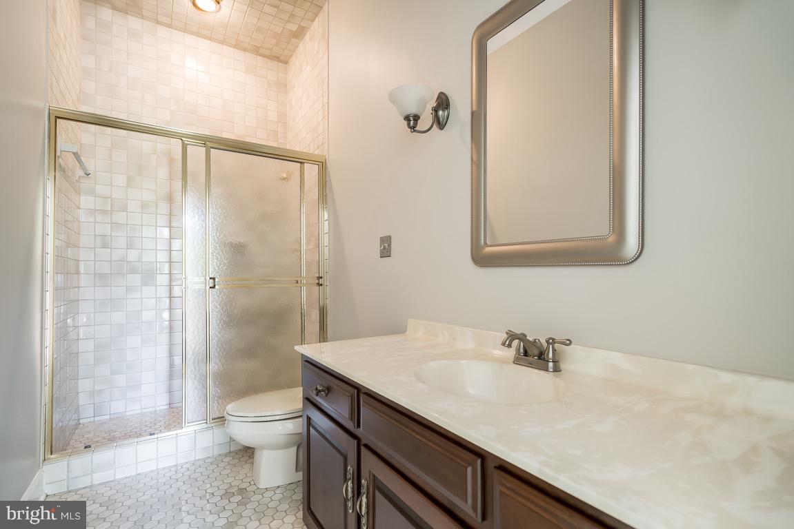 5 Barn Ridge Court Silver Spring, MD 20906 - Photo 18 of 70 Gallery Image 18