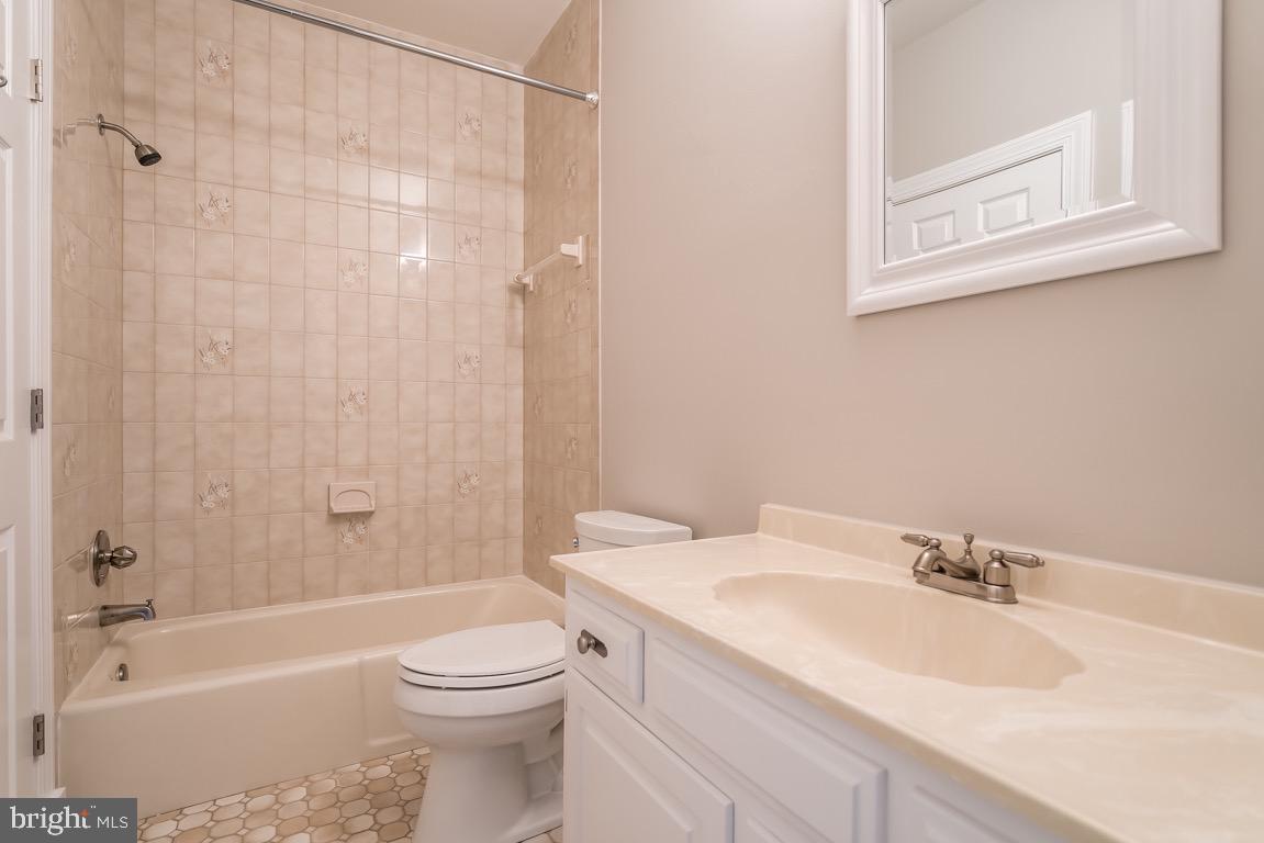5 Barn Ridge Court Silver Spring, MD 20906 - Photo 28 of 70 Gallery Image 28