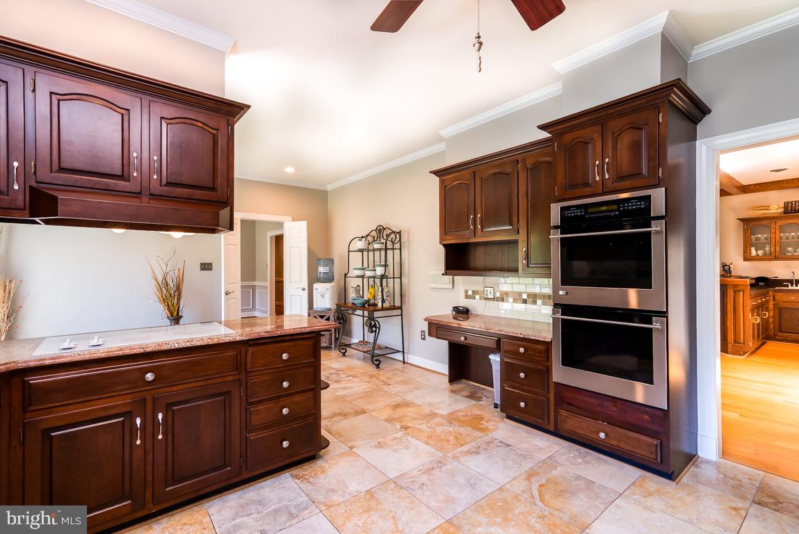 5 Barn Ridge Court Silver Spring, MD 20906 - Photo 8 of 70 Gallery Image 8