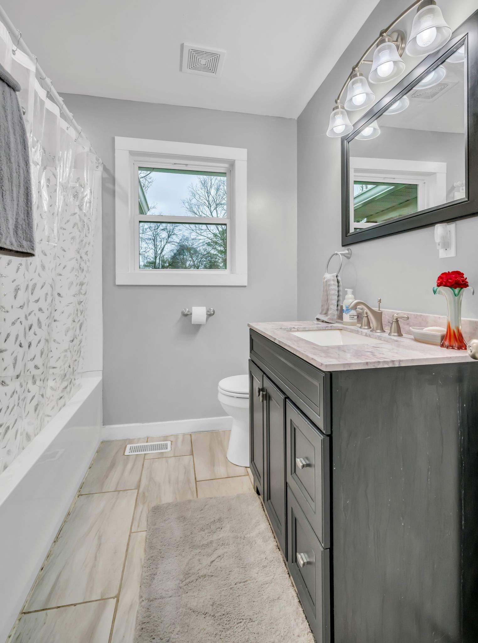 101 Simpson Street Waverly, TN 37185 - Photo 18 of 33